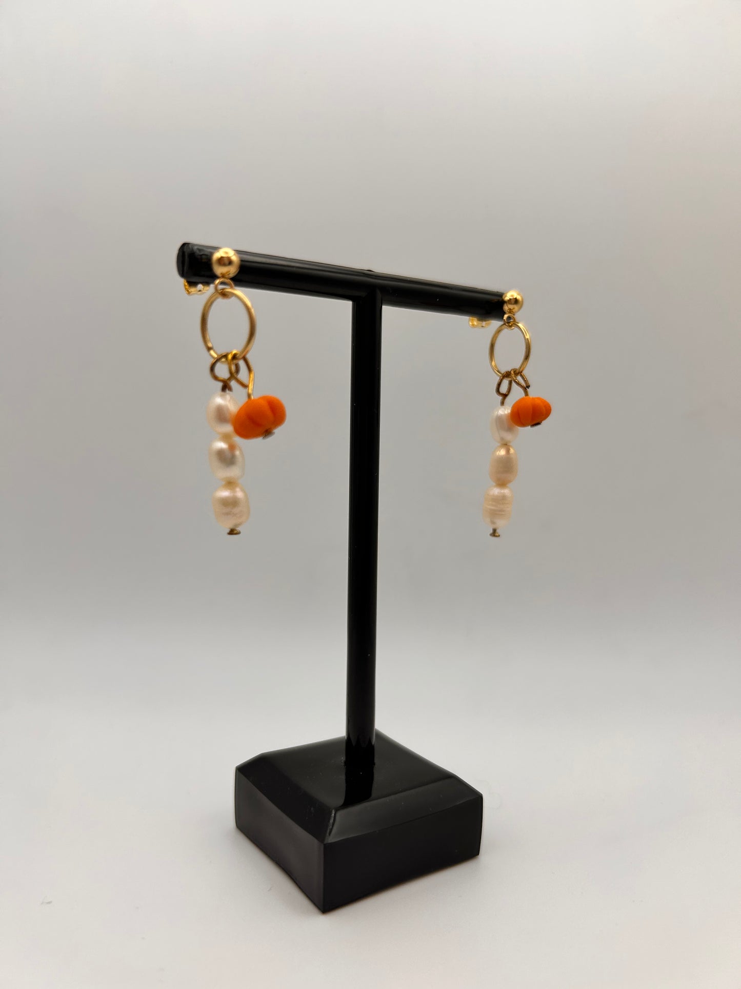Pearls & Pumpkins